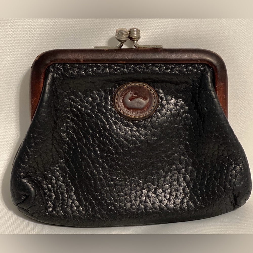 Vintage Dooney Bourke All Weather Leather black Brown Coin Chang Purse Kiss Lock